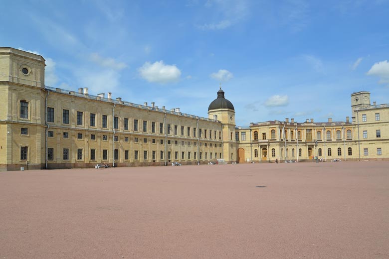 купить диплом в Гатчине